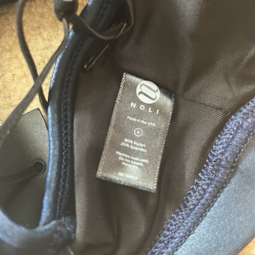 NWT Noli Yoga Edga Bra in Navy Liquid, size small - Picture 13 of 16